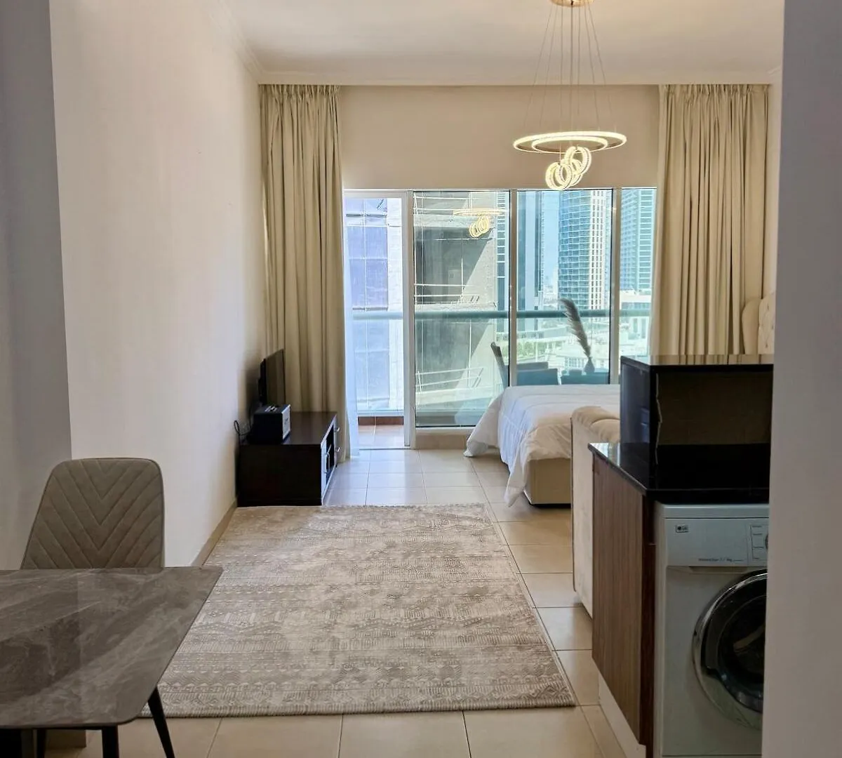 Apartment Burj Al Nujoom Downtown 2 Mins Walk To Dubai Mall Burj Al Nujoom